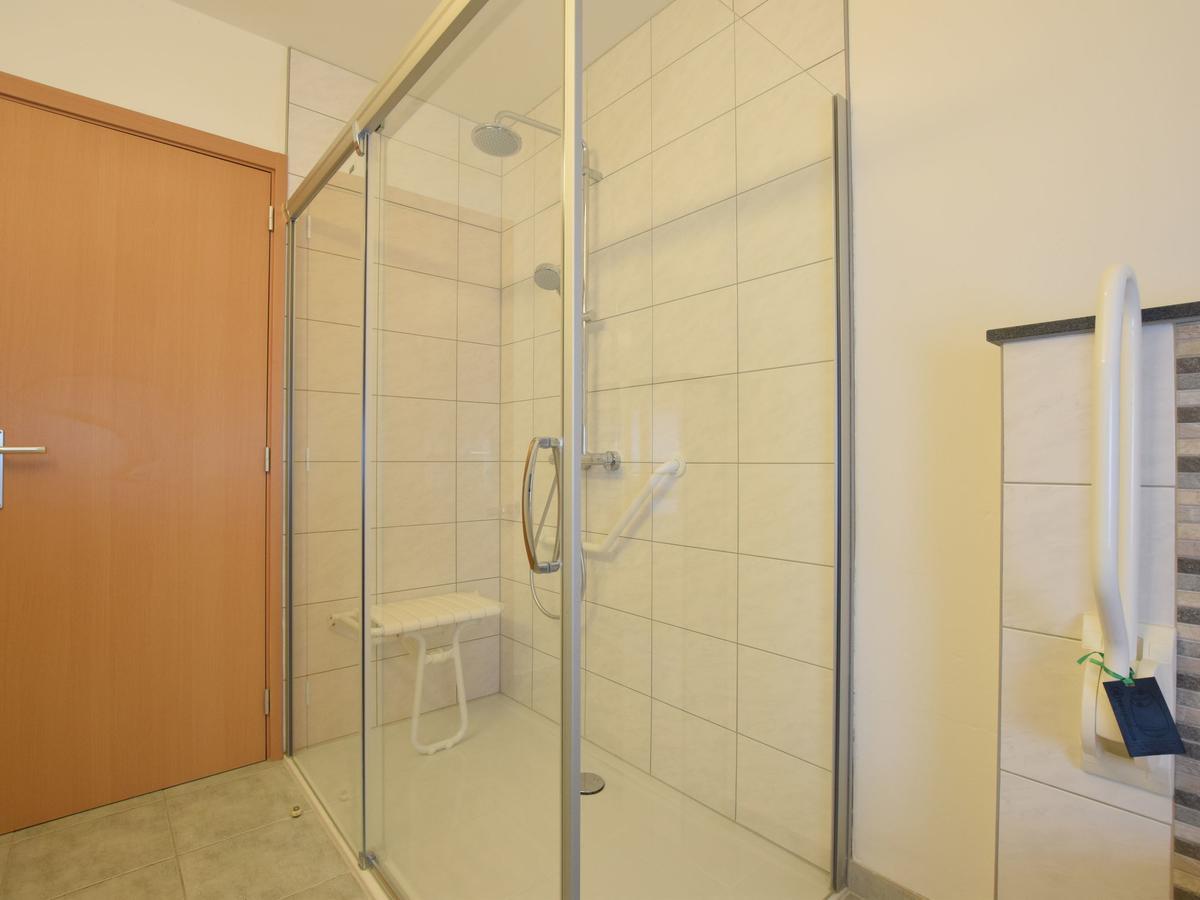 Cozy Apartment In Paliseul With Garden Carlsbourg Экстерьер фото