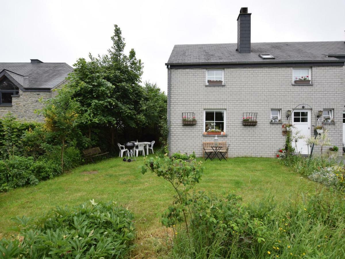 Cozy Apartment In Paliseul With Garden Carlsbourg Экстерьер фото