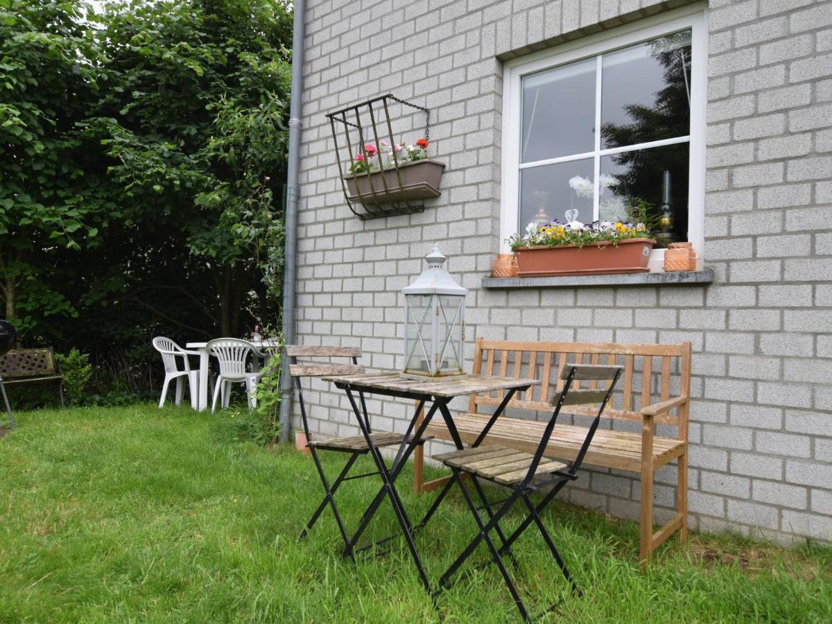 Cozy Apartment In Paliseul With Garden Carlsbourg Экстерьер фото